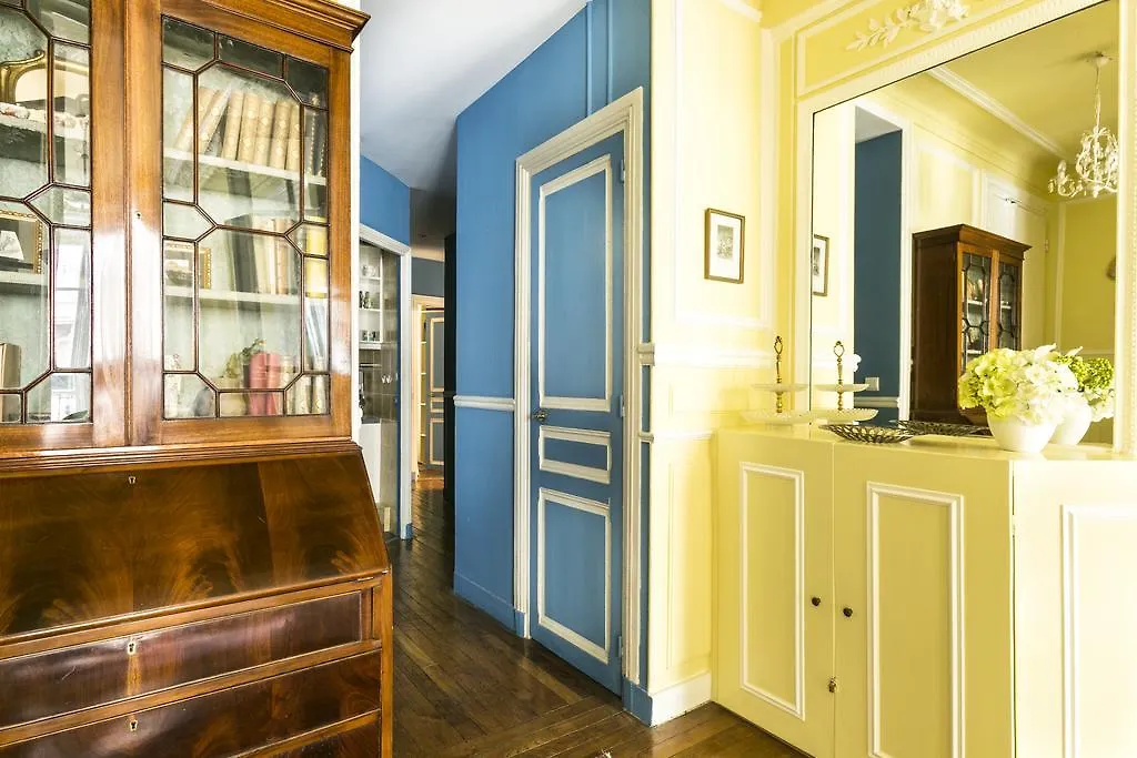 Halldis - Tour Eiffel Apartment *
